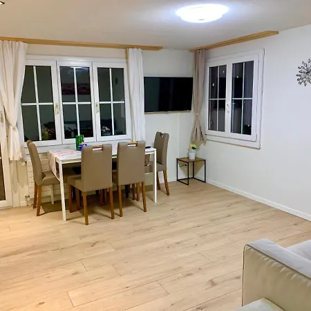 Moench Amazing Apartman *